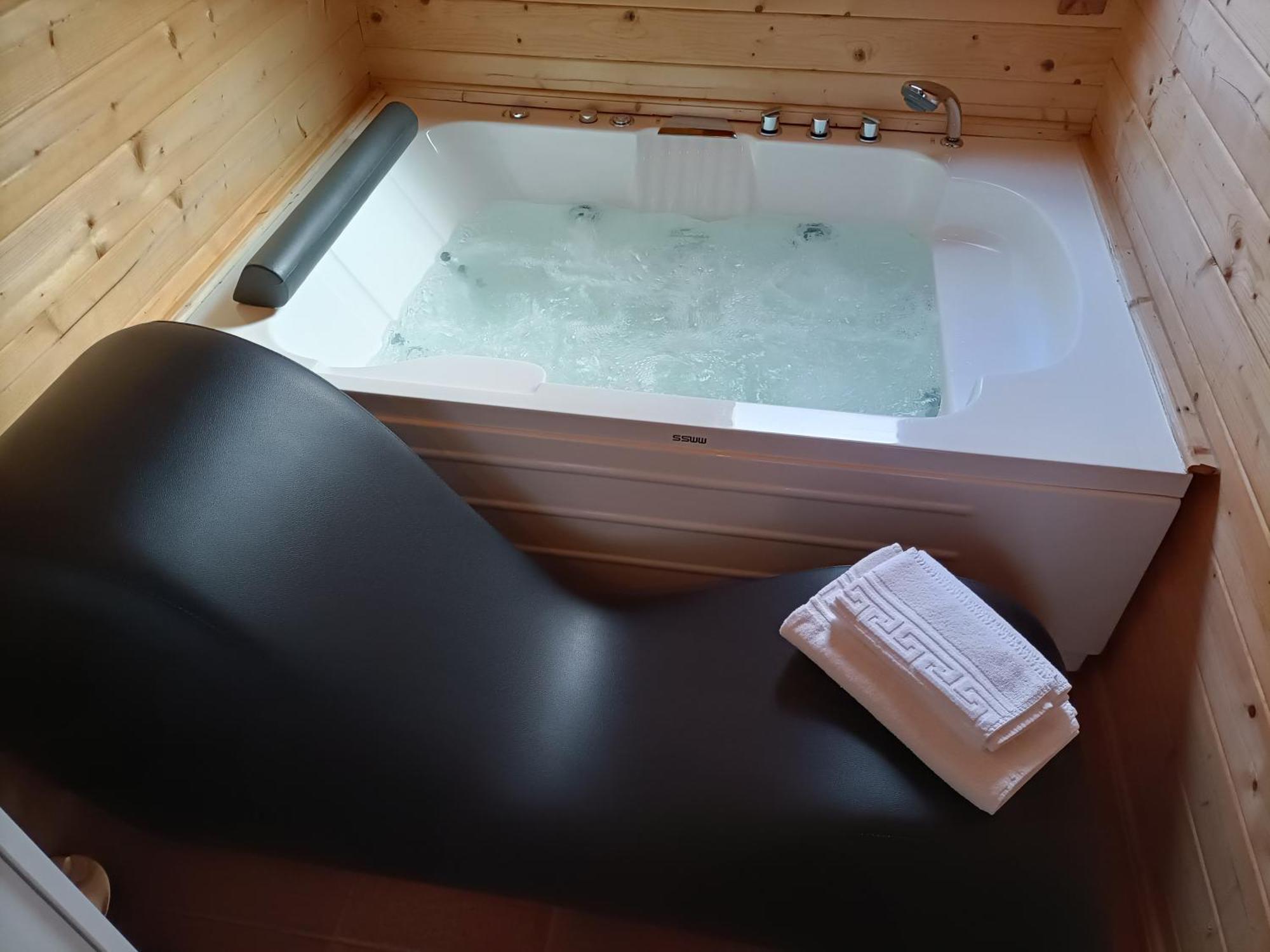 La Dehesilla De Toledo Escapada Romantica Jacuzzi Sillon Tantrico Cobisa Zewnętrze zdjęcie